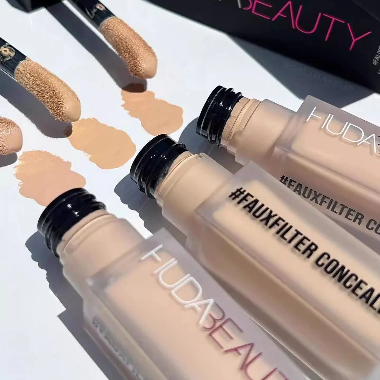 HUDA BEAUTY Faux Filter Luminous Matte Eye Concealer Moisturizing Long