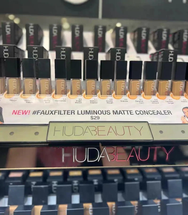 HUDA BEAUTY Faux Filter Luminous Matte Eye Concealer Moisturizing Long