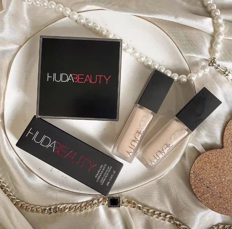 HUDA BEAUTY Faux Filter Luminous Matte Eye Concealer Moisturizing Long